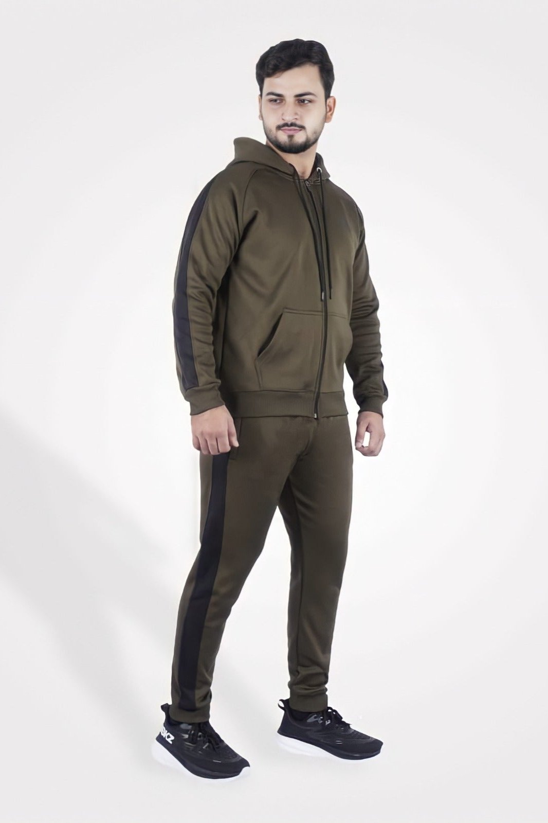 Olive green tracksuit deals